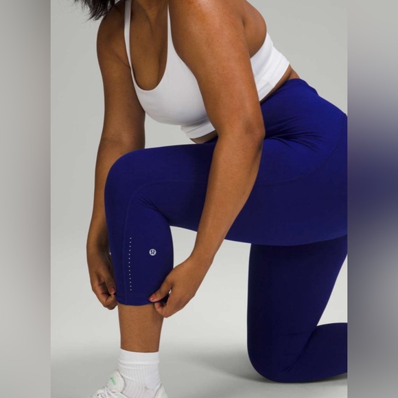 Swift speed high rise crop 21” in larkspur blue size 14 - Picture 8 of 9